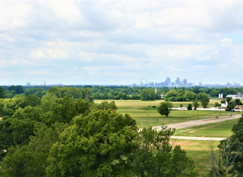 Universal Air Filter Thompson Street Capital Partners